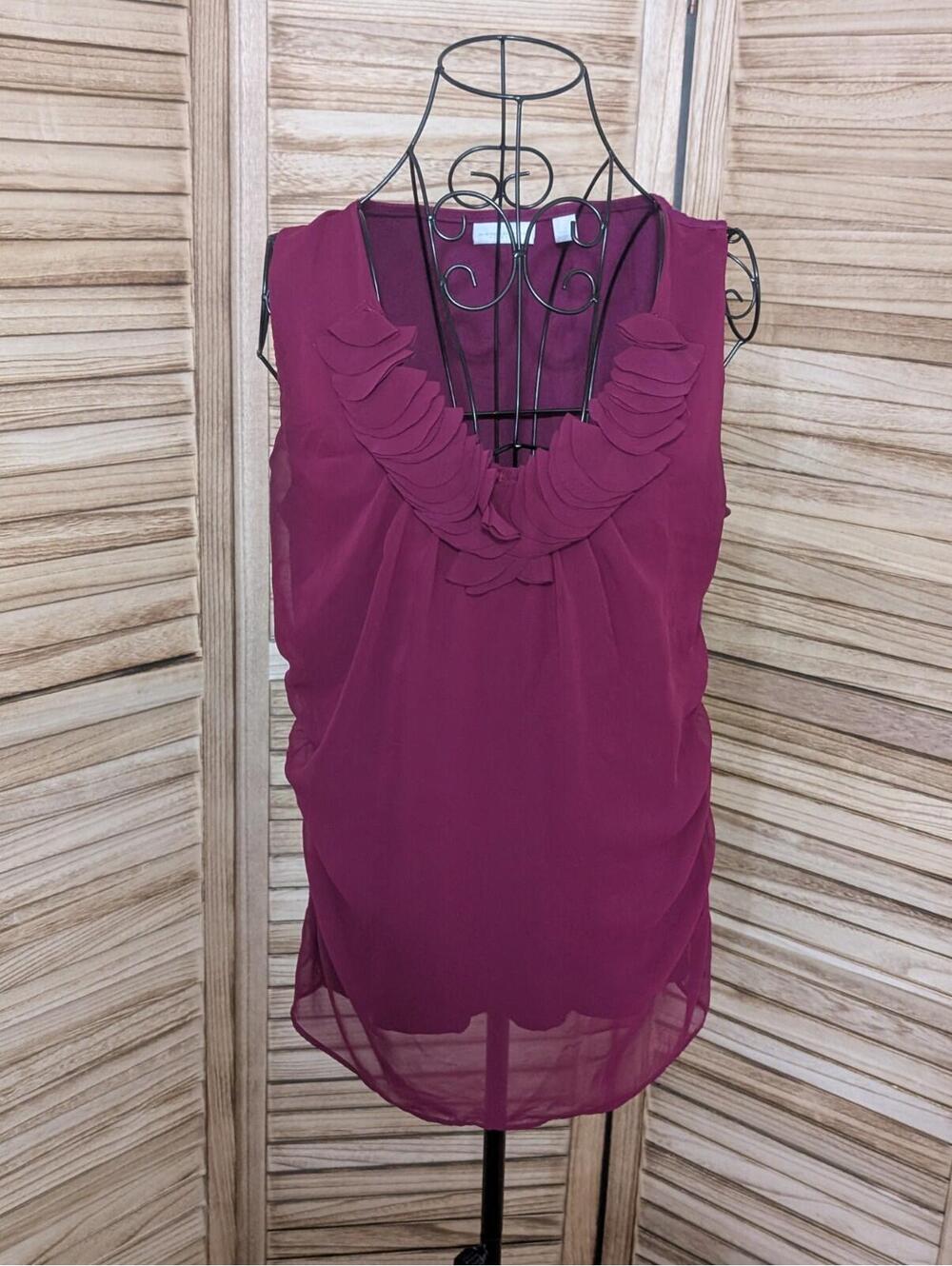 New York & Company Women's Large Sleeveless Ruffled Purple Button Up Blouse Top